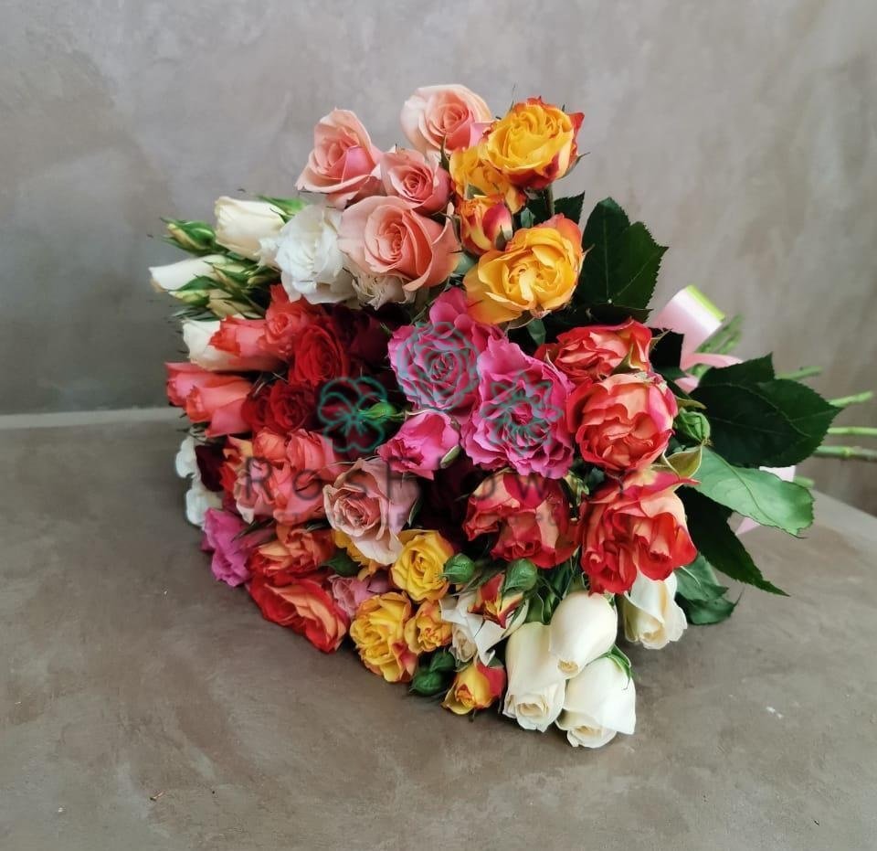 Букет цветов из: Розы в Строителе Белгородской области