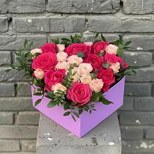 Цветочная композиция из Розы в коробке #REPLACE_PRED# Строителе Белгородской области