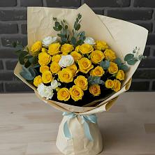 Букет цветов из:  Розы в Строителе Белгородской области