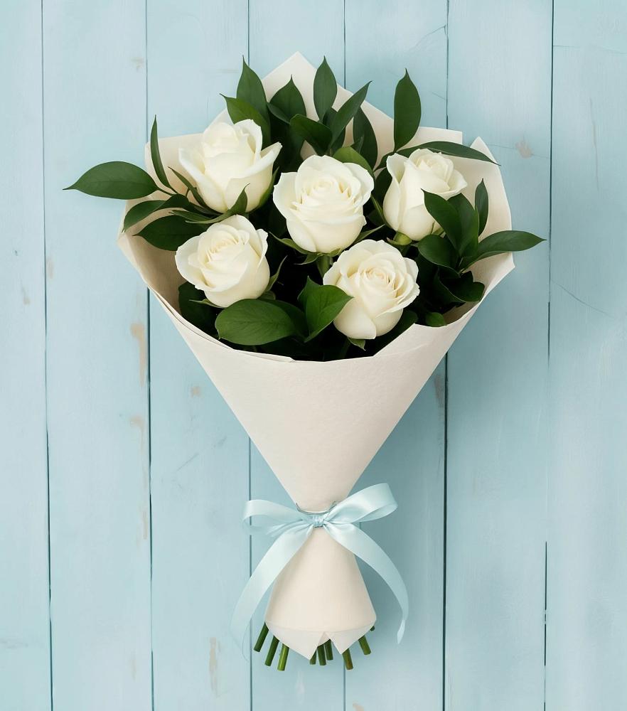 Букет цветов из: Розы в Строителе Белгородской области