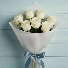 Букет 7 Белых роз Эдлесс Лав в Строителе Белгородской области