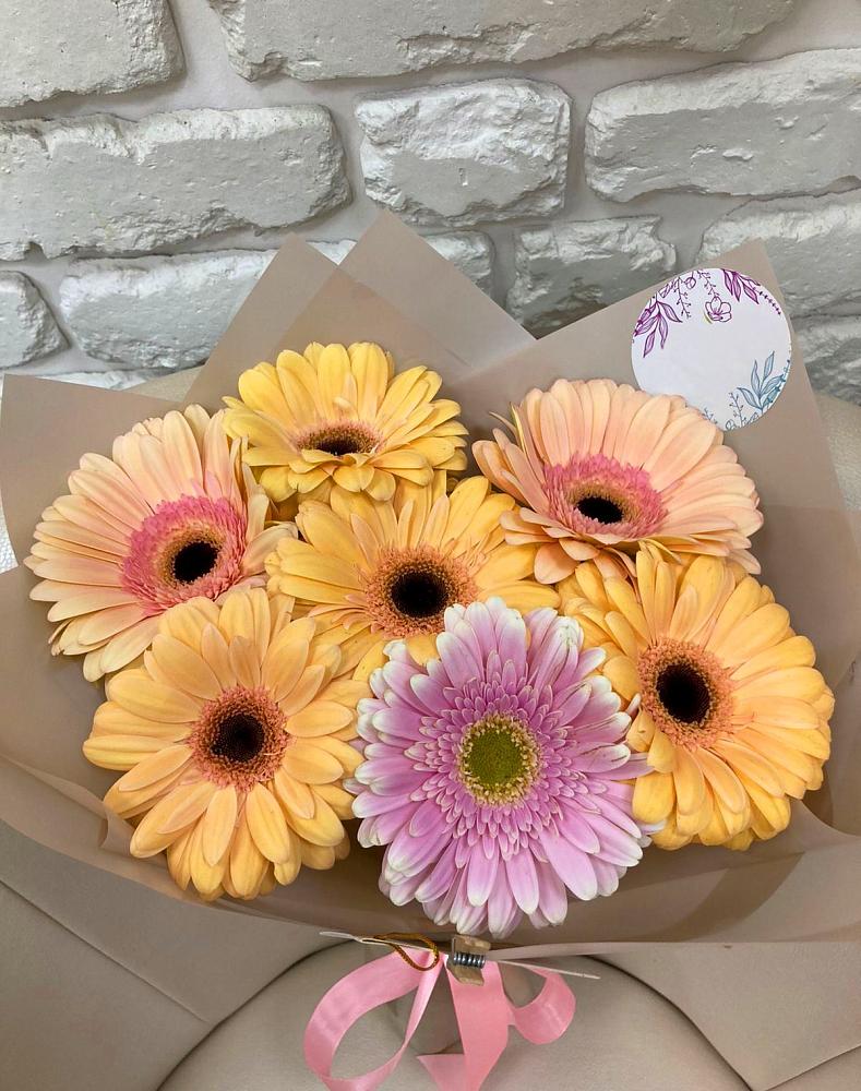 Букет цветов из: Герберы в Строителе Белгородской области
