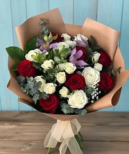 Букет цветов из:  Розы и Альстромерии #REPLACE_PRED# Строителе Белгородской области