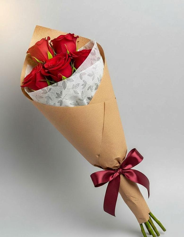 Букет цветов из: Розы в Строителе Белгородской области