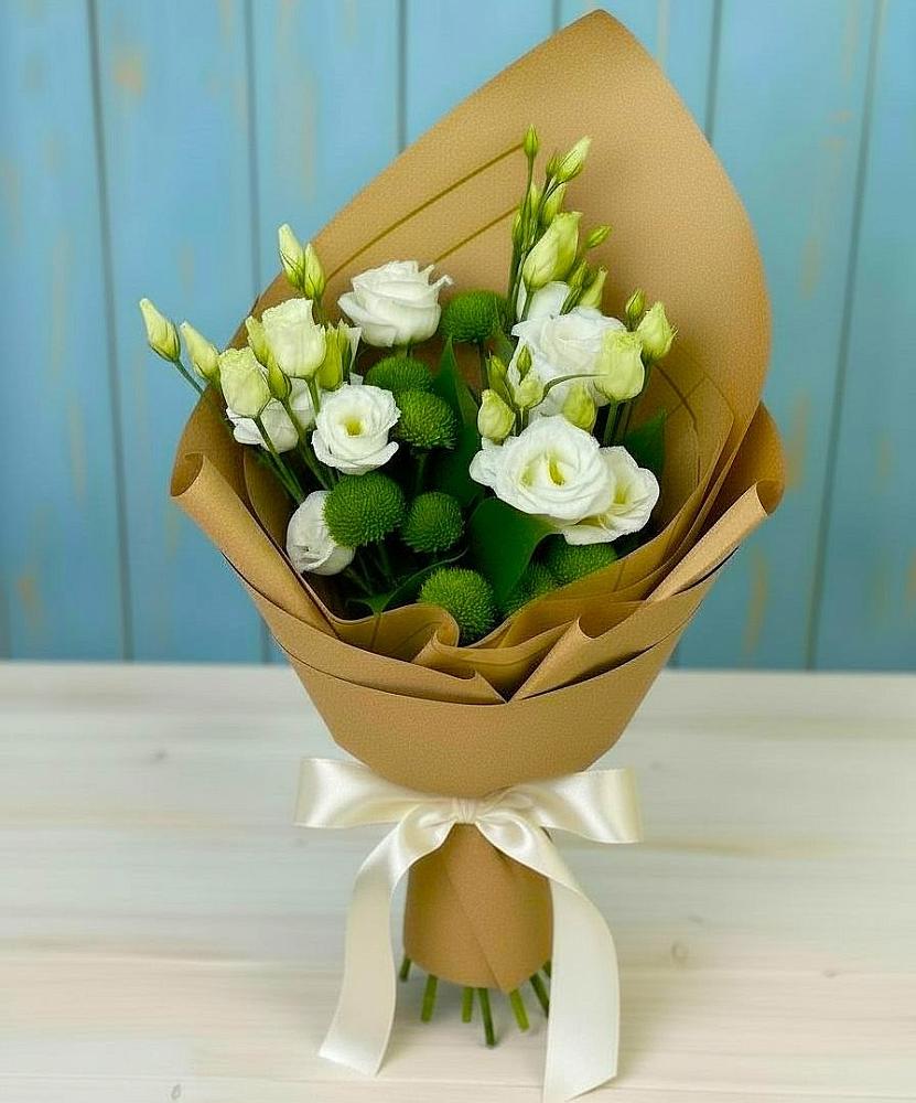 Букет цветов из: Хризантемы и Лизиантусы в Строителе Белгородской области