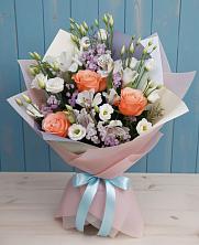 Букет цветов из:  Лизиантусы, Розы, Альстромерии и Гипсофила в Строителе Белгородской области