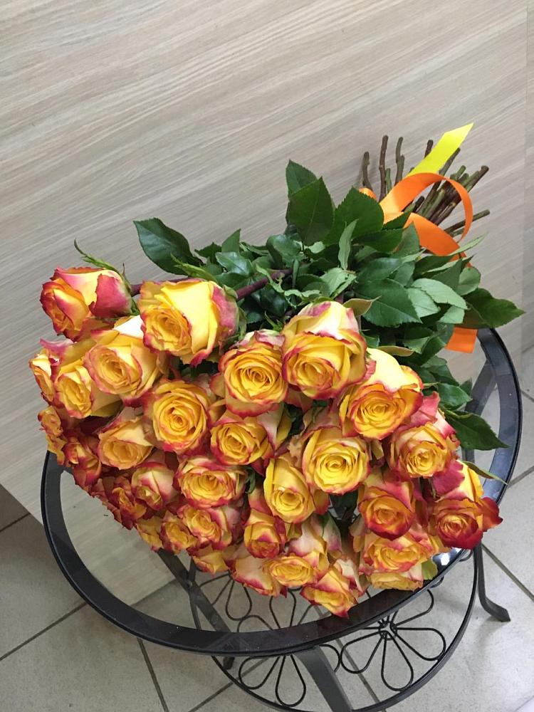 Букет Желтые розы в Строителе Белгородской области