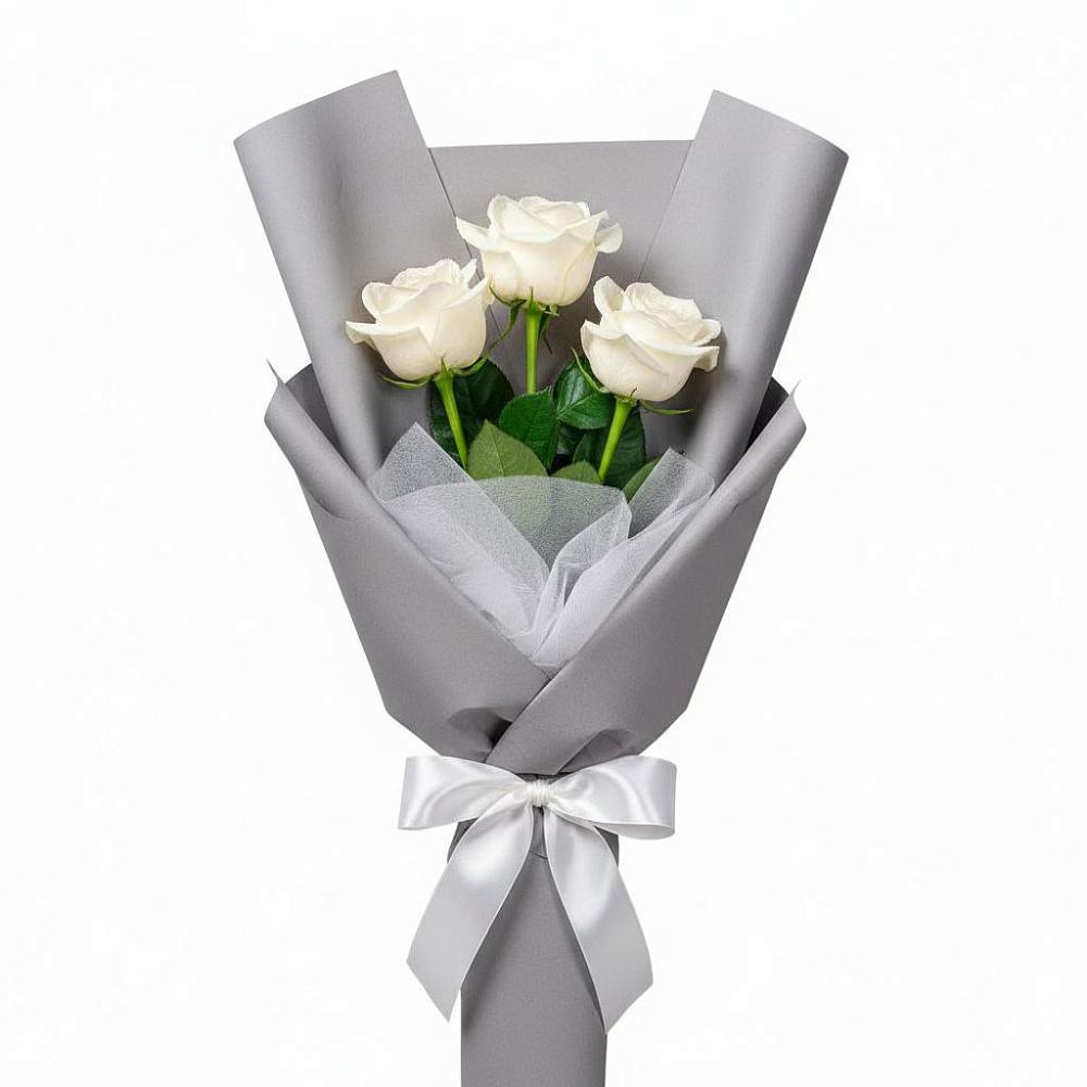 Букет 3 белые розы в Строителе Белгородской области