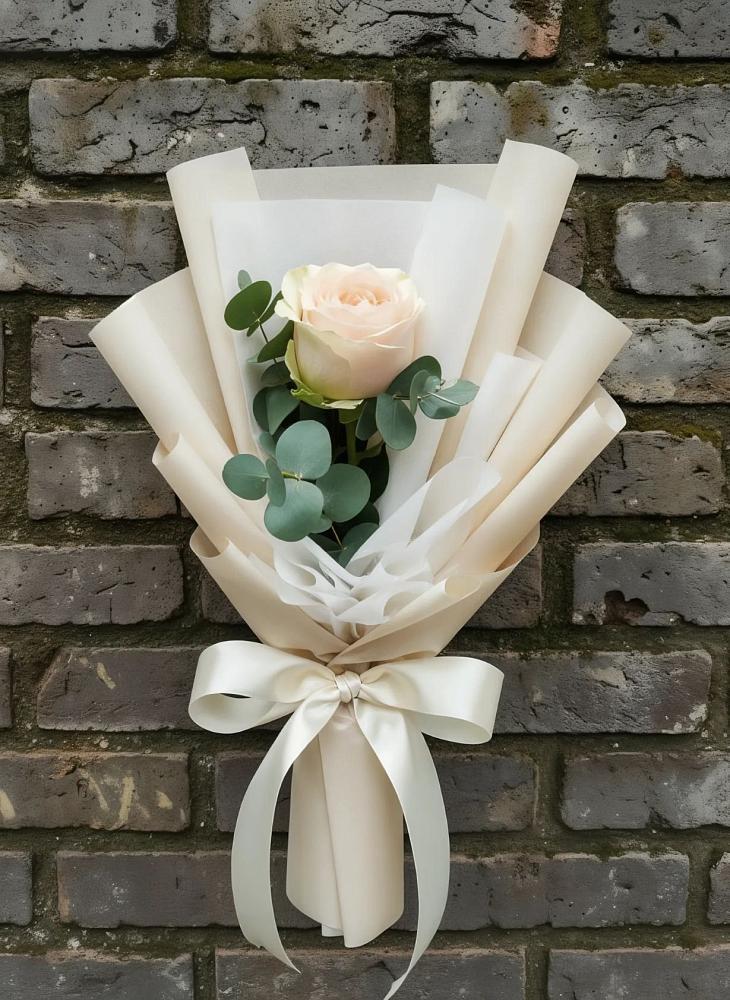 Букет цветов из: Розы в Строителе Белгородской области