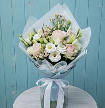 Букет цветов из:  Розы и Лизиантусы в Строителе Белгородской области