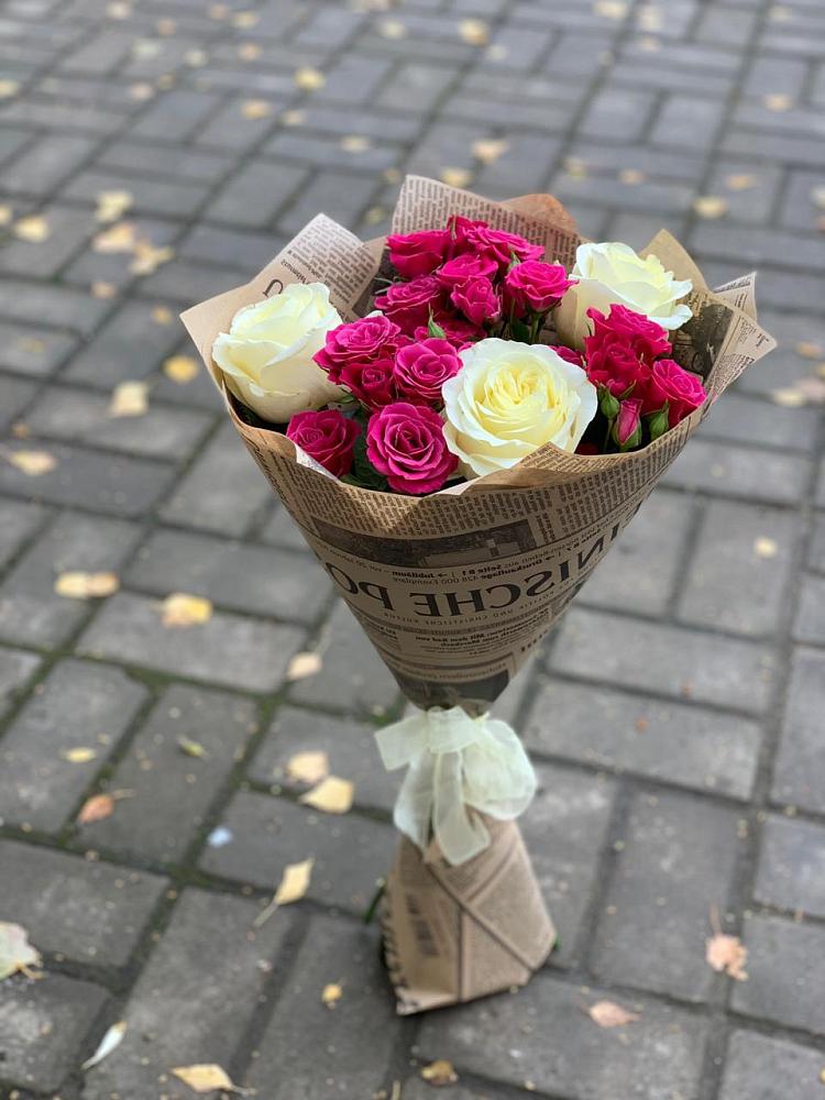 Букет цветов из: Розы в Строителе Белгородской области