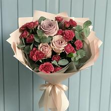 Букет цветов из:  Гвоздики и Розы в Строителе Белгородской области