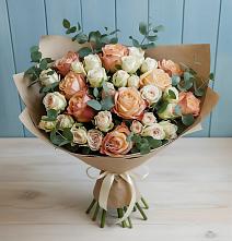 Букет цветов из:  Альстромерии и Розы в Строителе Белгородской области